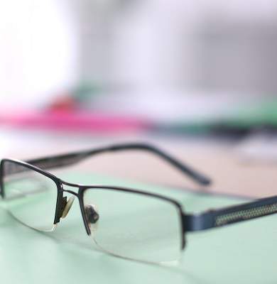 accountant glasses